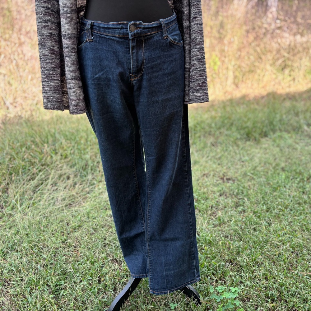 Old Navy Flirt Jeans Womens 6 Dark Wash Blue Denim Classic Comfort Fit
